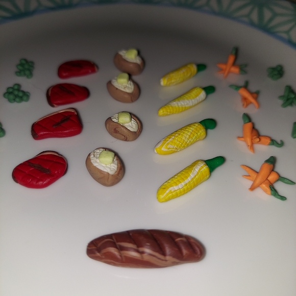 Mini steak dinner polymer clay dollhouse / barbie food - Picture 4 of 6
